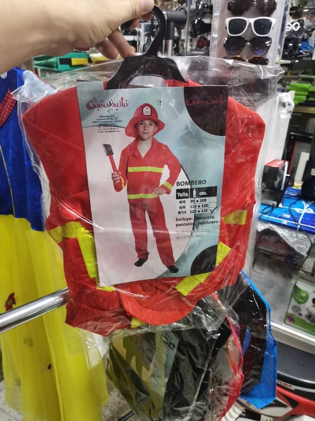 DISFRAZ VARIOS NIÑOS