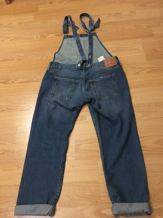 Mono Levi's