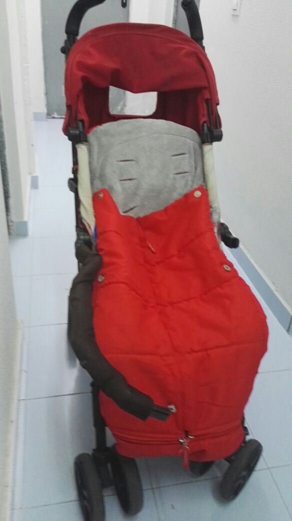 silla de paseo Janécon saco y plástico para lluvia