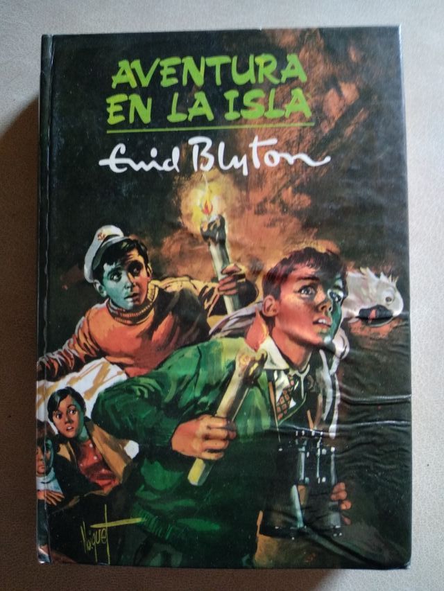 AVENTURA EN LA ISLA (Enid Blyton)