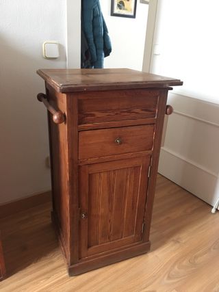 Mueble lavabo antiguo