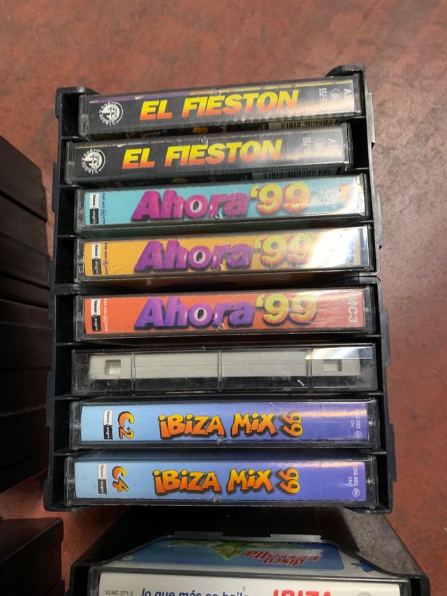 Pack 60 Cintas de Cassette Grandes Artistas