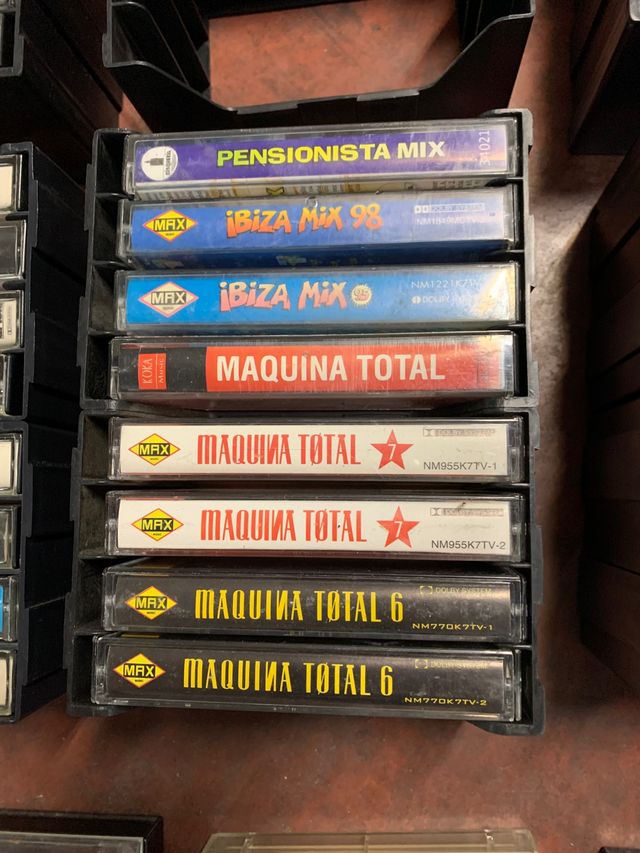 Pack 60 Cintas de Cassette Grandes Artistas