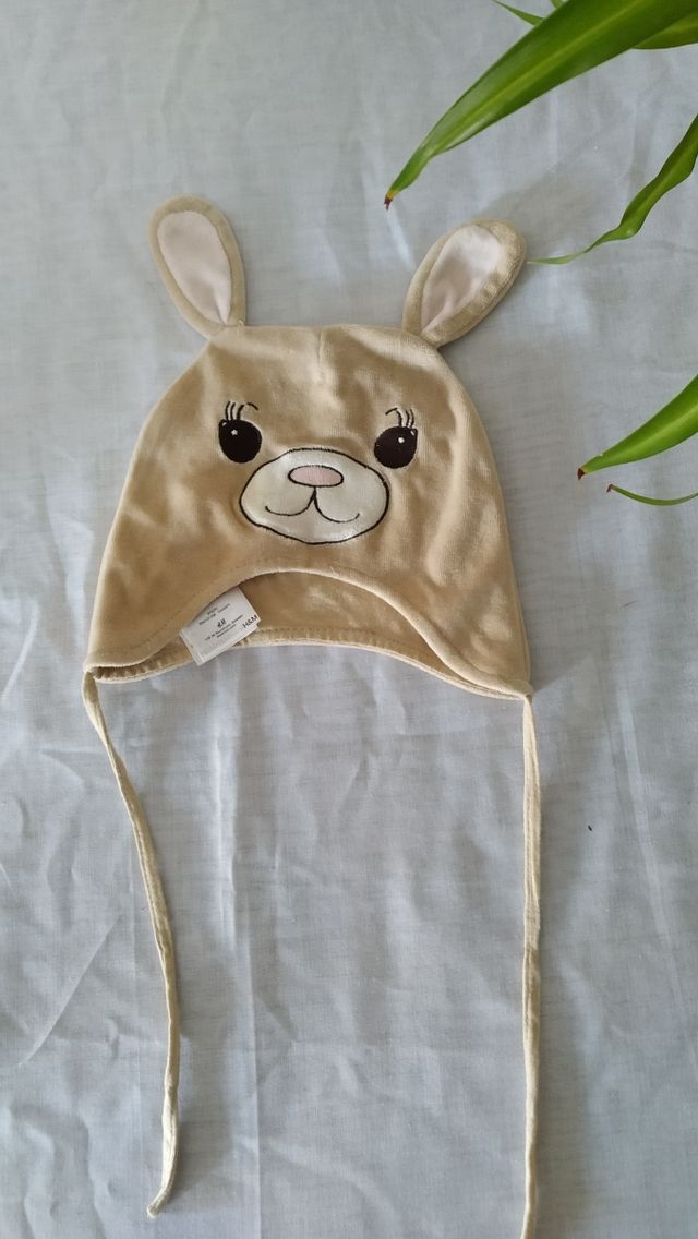 gorro niño conejito H&M