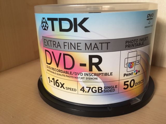 DVD-R, DVD+R e caixas