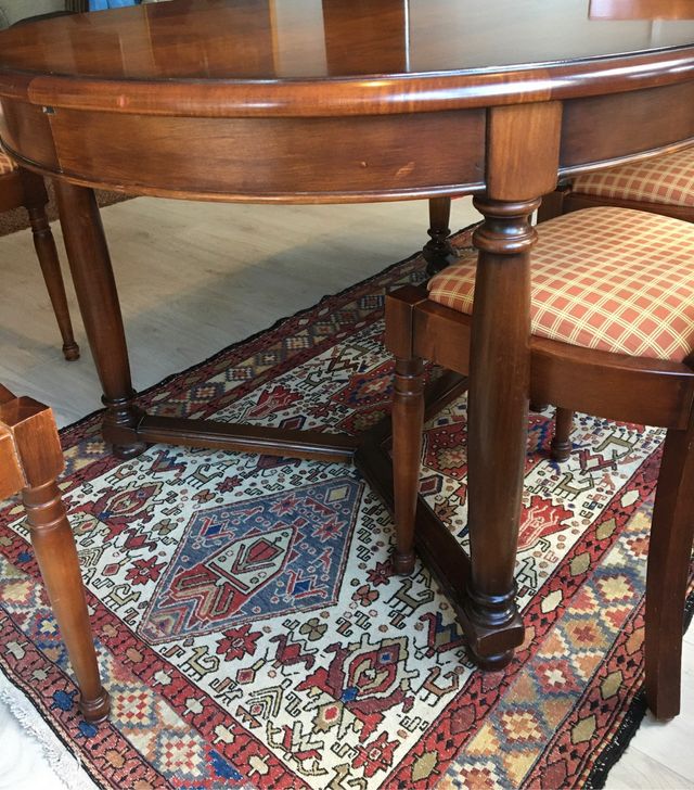 Mesa de comedor de cerezo de segunda mano por 600 € en Madrid en WALLAPOP