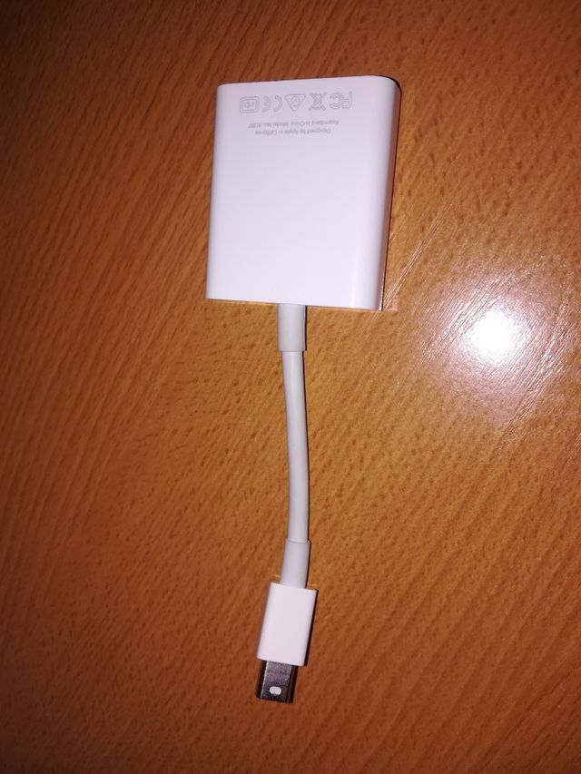 Adaptador oficial Apple Mini Display Port a VGA