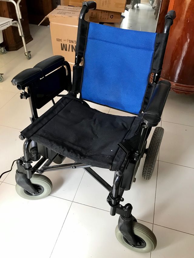 Silla de ruedas eléctrica