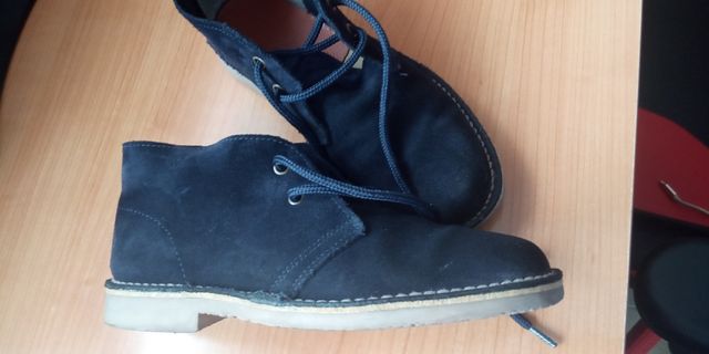 BOTAS PIEL VUELTA NÚMERO 36