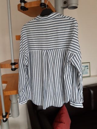 Preciosa Camisablusa mujer t.XS Zara Trafaluc de segunda Preciosa Camisablusa mujer t.XS Zara Trafaluc de segunda