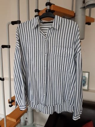 Preciosa Camisablusa mujer t.XS Zara Trafaluc de segunda Preciosa Camisablusa mujer t.XS Zara Trafaluc de segunda