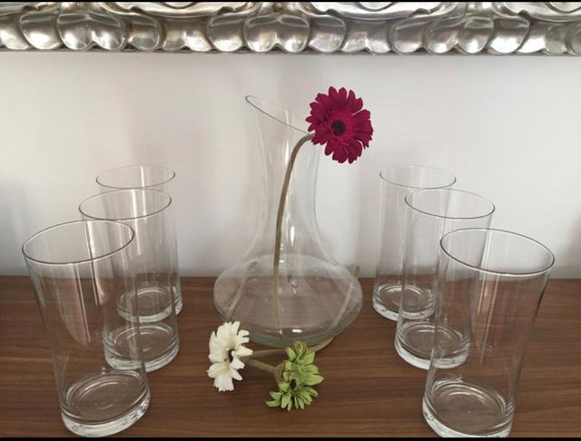 Decantador y 6 vasos grandes