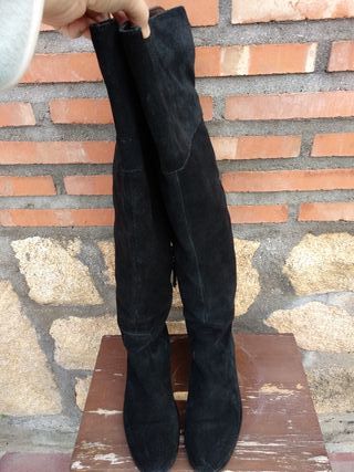 Botas Mosqueteras piel ante de segunda mano por 23 EUR en Talavera de la  Reina en WALLAPOP