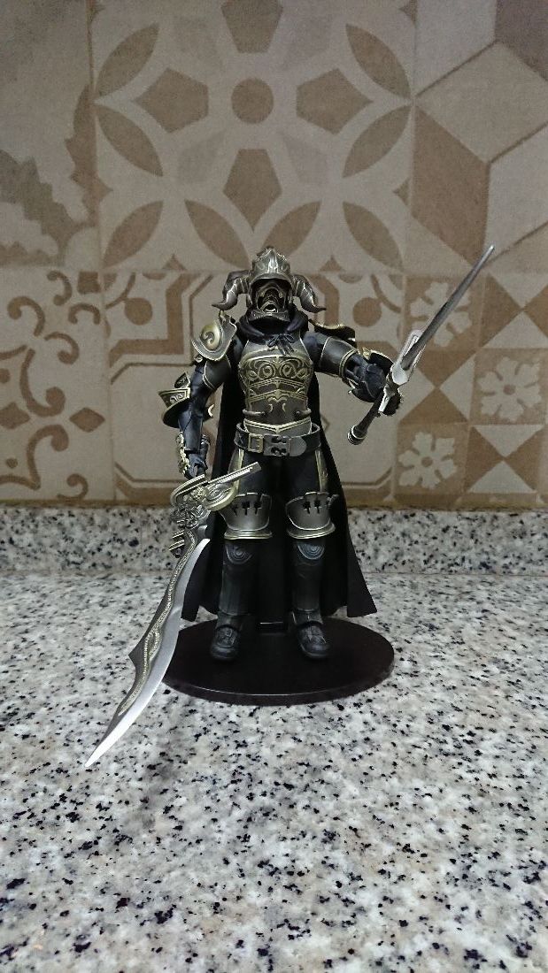 Figura Gabranth Final Fantasy XII