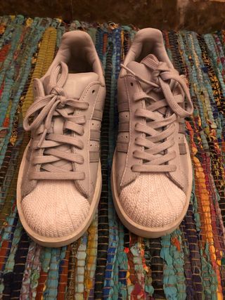 donde encontrar adidas superstar en barcelona