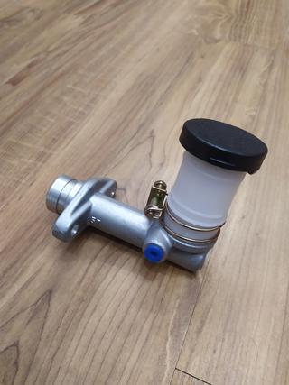 Bomba de embrague Nissan patrol gr y60