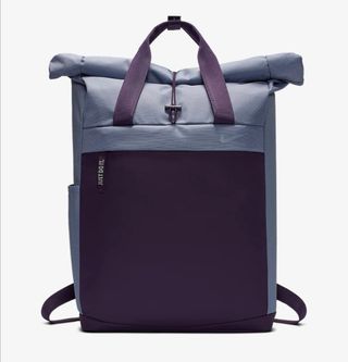 mochila nike morada