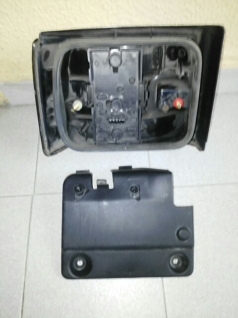 Fanale posteriore R-19.