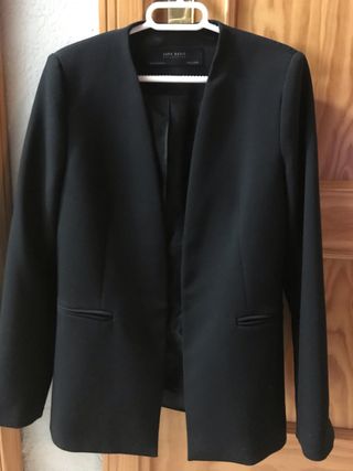 Blazer zara de segunda mano por 15 € en Mérida en WALLAPOP Blazer zara de segunda mano por 15 € en Mérida en WALLAPOP