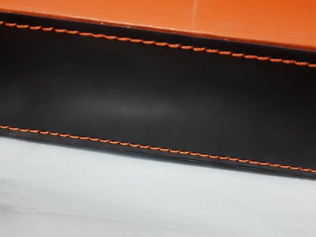 vassoio foderato in similpelle