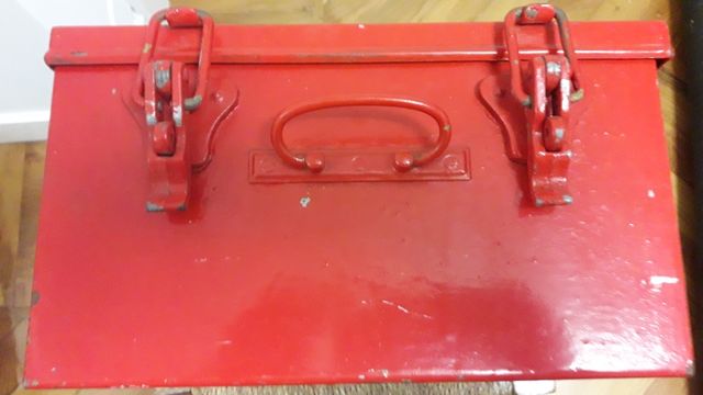 Caja Botiquín vintage hierro