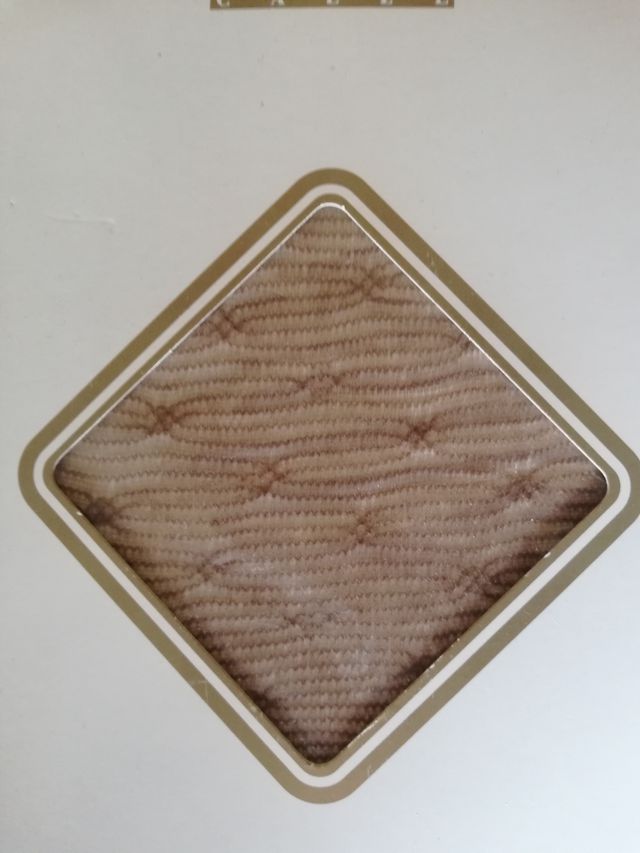 Medias sin estrenar. Talla P Tostado