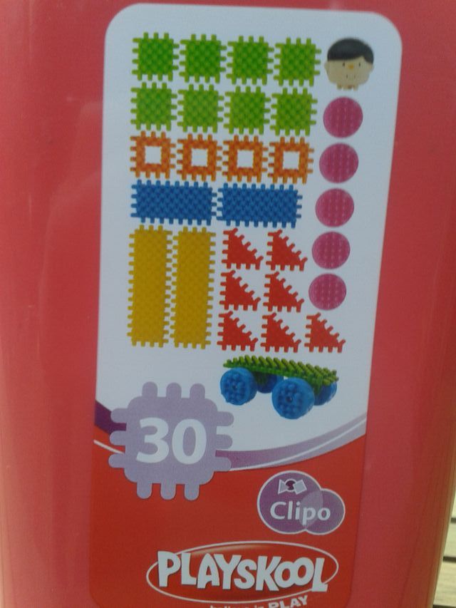Juego de construcción PLAYSKOOL. 30 piezas.