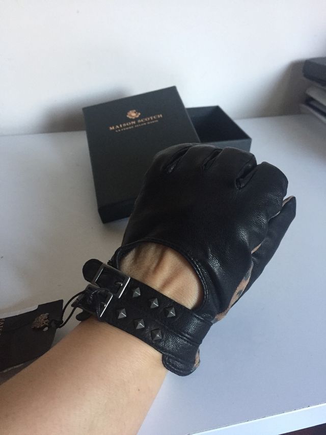 Guantes de piel de marca