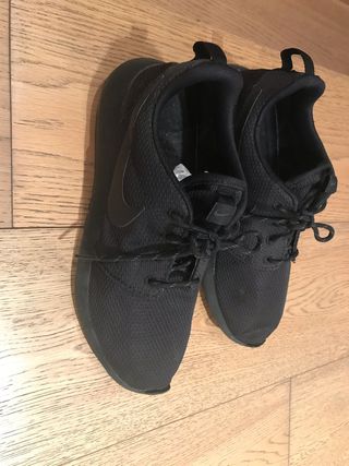 zapatillas nike negras 39 zapatillas nike negras 39
