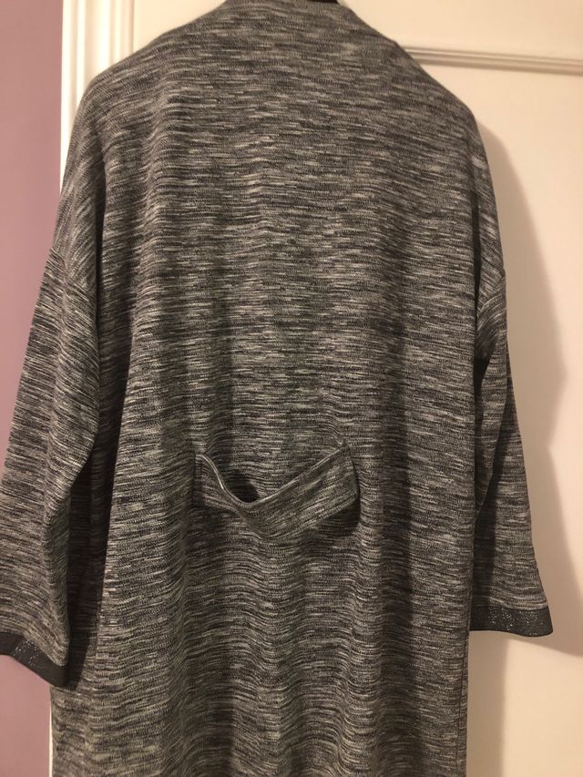 Chaqueta en tonos grises talla XL