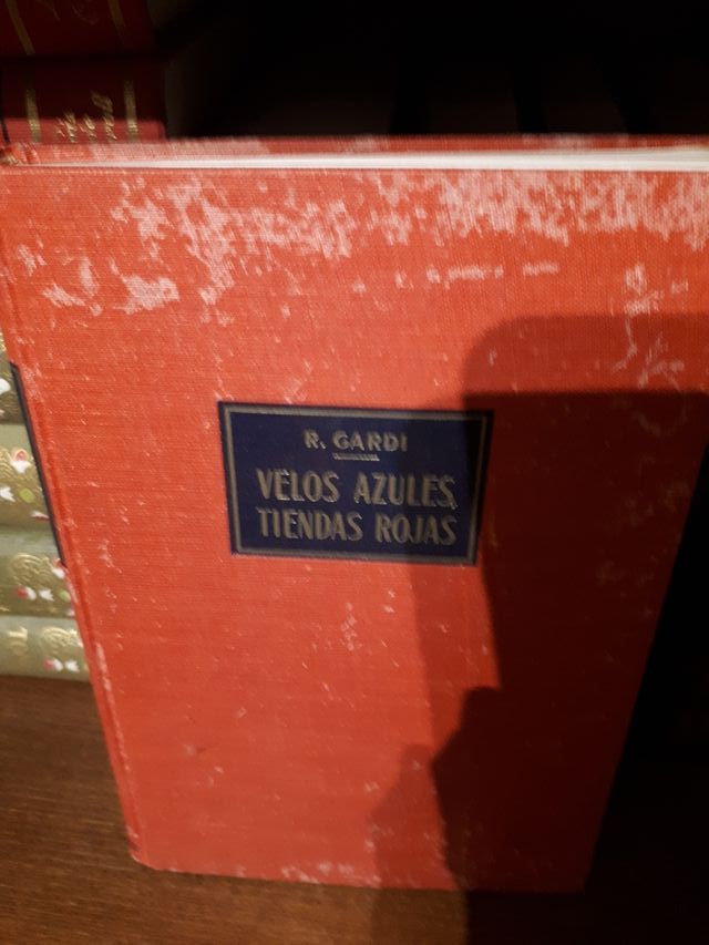 velos azules, tiendas rojas. Ed.Labor