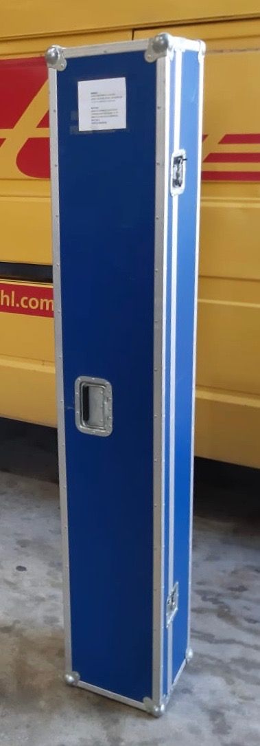 Apparecchiature per proiettori e schermi