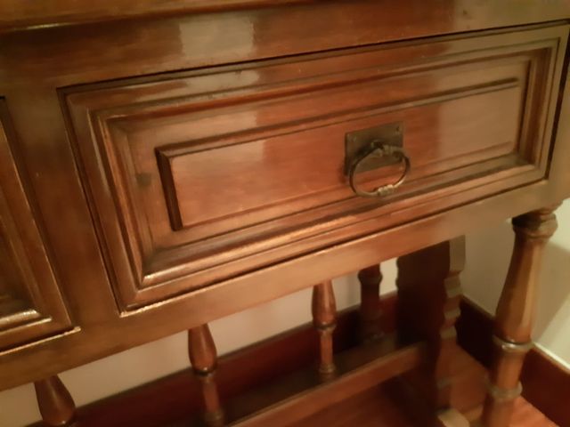 Aparador Madera Maciza de segunda mano por 45 € en Bilbao en WALLAPOP