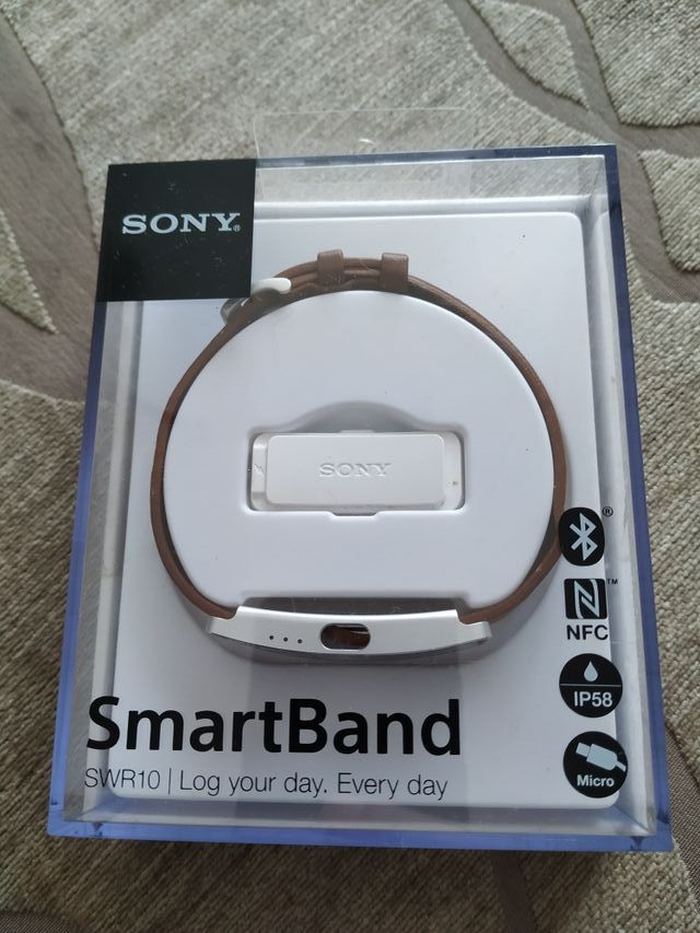 Sony smartband