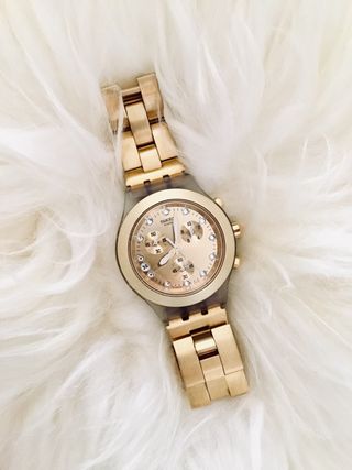 Reloj Swatch Full Blooded Gold de segunda mano por 75 € en reloj swatch pulsera, para mujer, dorado, 2007, Comprar