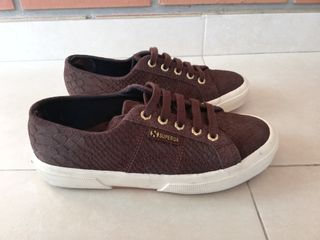 superga piel de serpiente