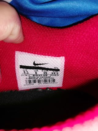 botas de futbol nuevas