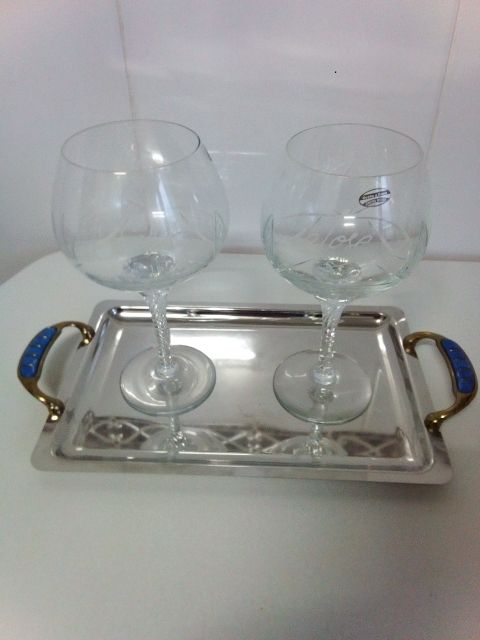 Copas de cristal y bandeja de acero inoxidable de segunda mano por 15