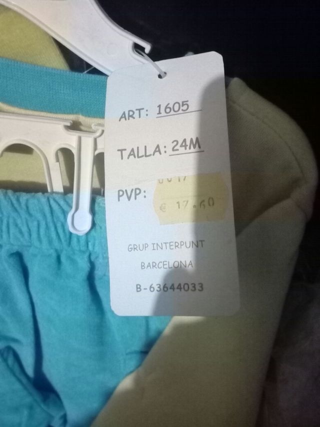 Pareja pijamita y batita niña/o.NUEVOS de segunda mano por 14 € en