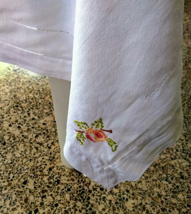 Antigua manteleria de algodón