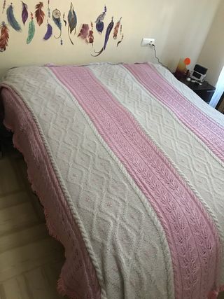 Colcha cama matrimonio de segunda mano por 15 € en Gandía en Colcha cama matrimonio de segunda mano por 15 € en Gandía en