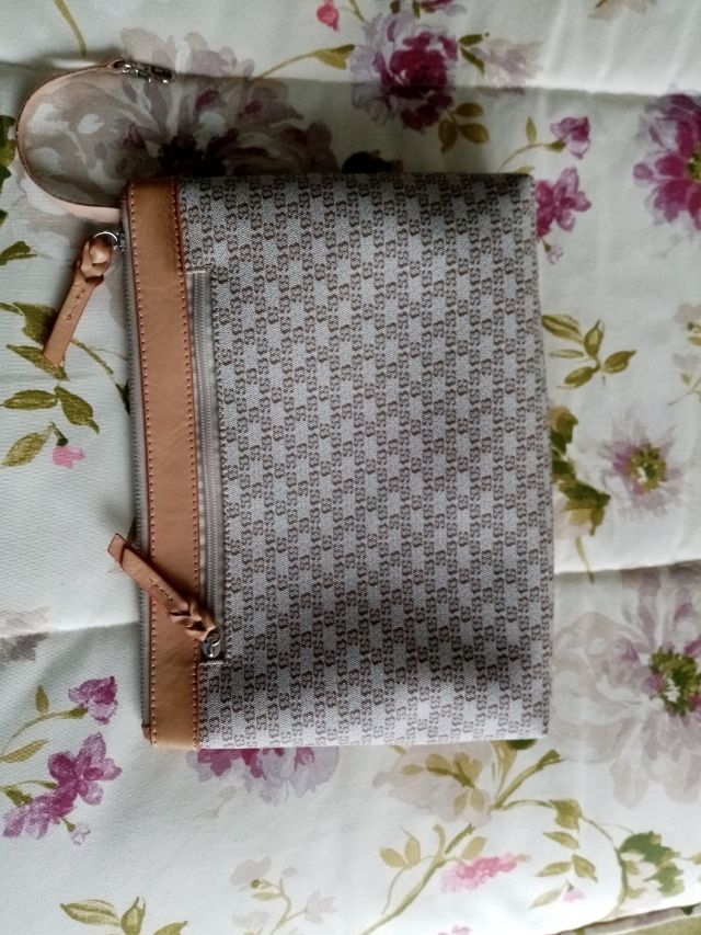 bolso de mano original Salvador Bachiller