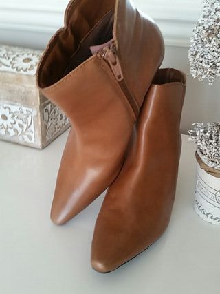 lola rey botines