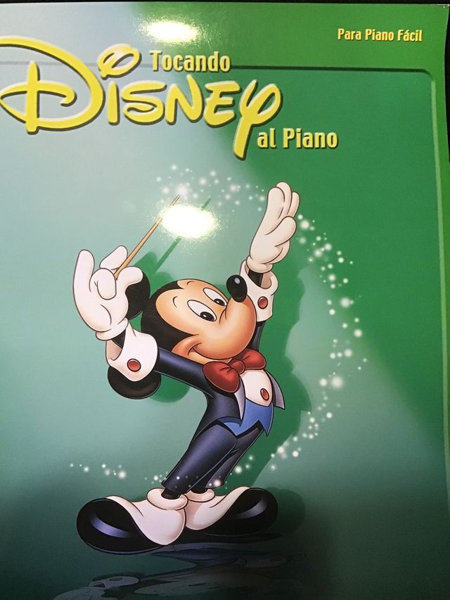 Tocando Disney al piano