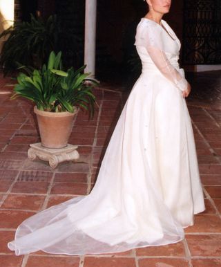Vestido Novia Rosa Clará talla 44 o 46 de segunda mano por 420 EUR en  Bollullos de la Mitación en WALLAPOP