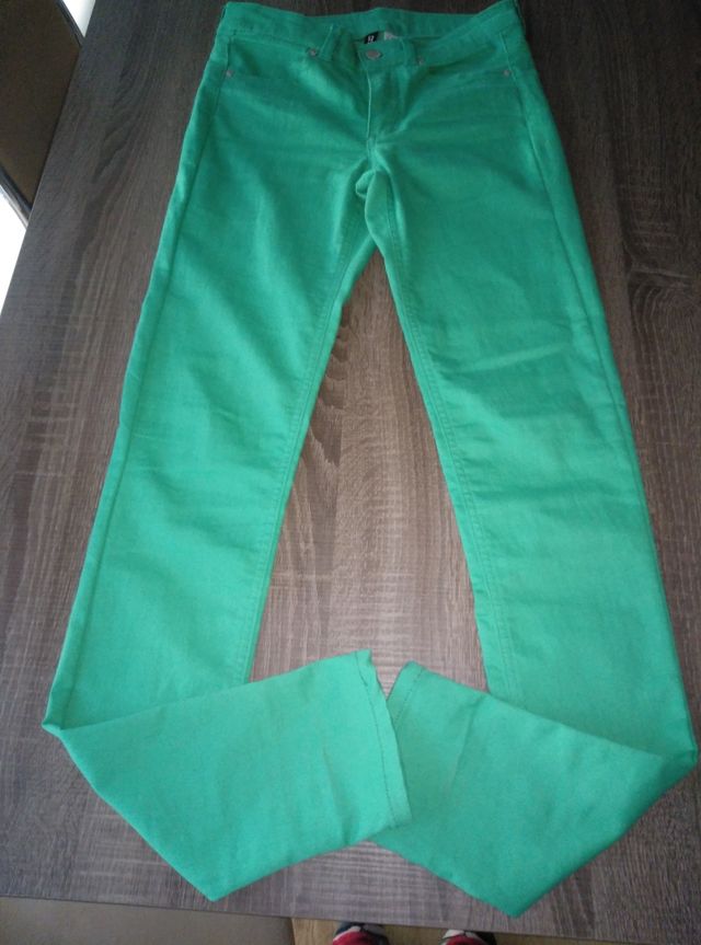 Pantalón verde talla S
