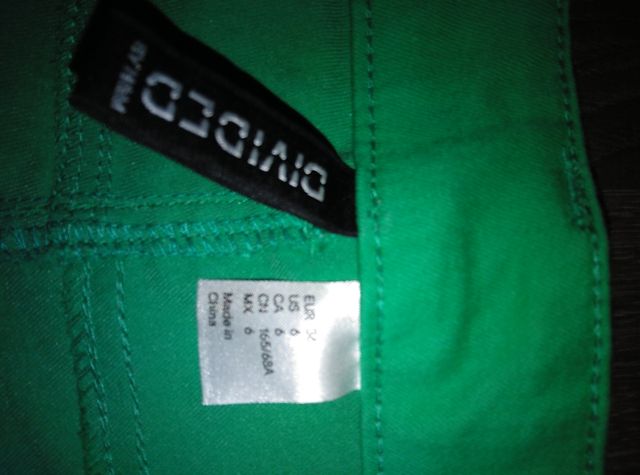 Pantalón verde talla S