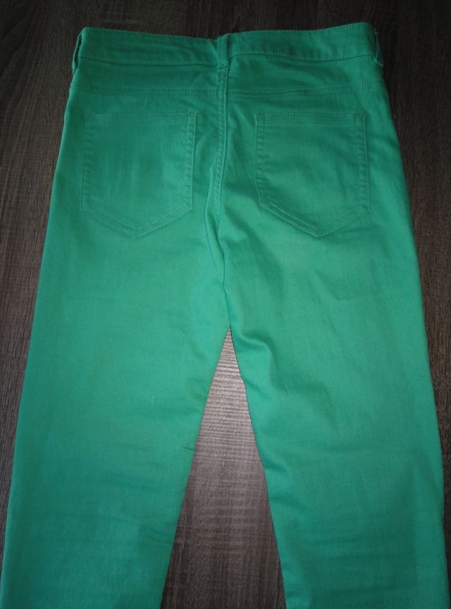 Pantalón verde talla S
