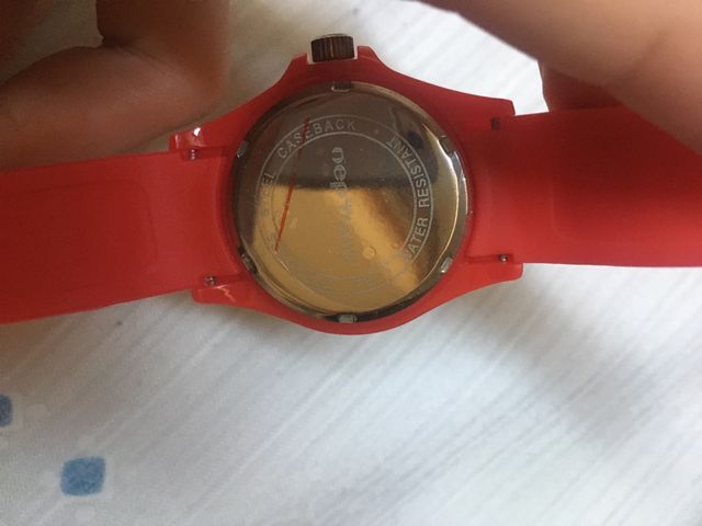 Reloj Neptune-Marea Morado o Blanco