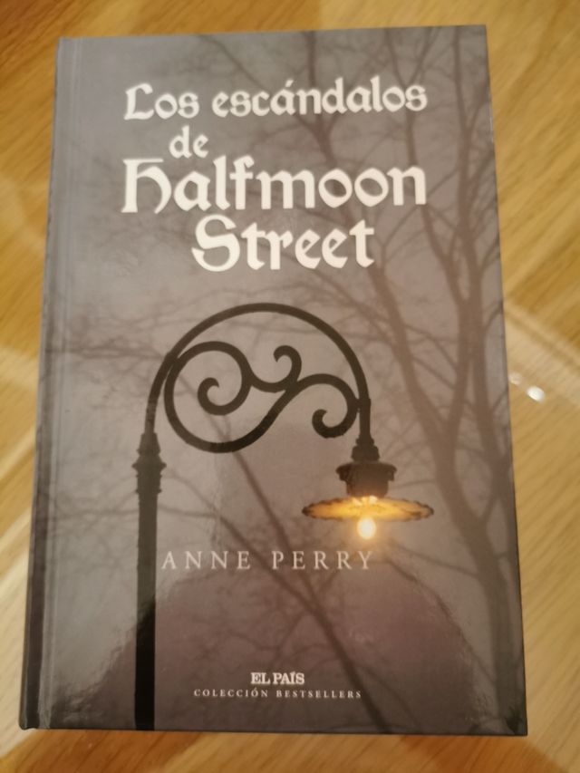 Lote de 4 libros colección best sellers.